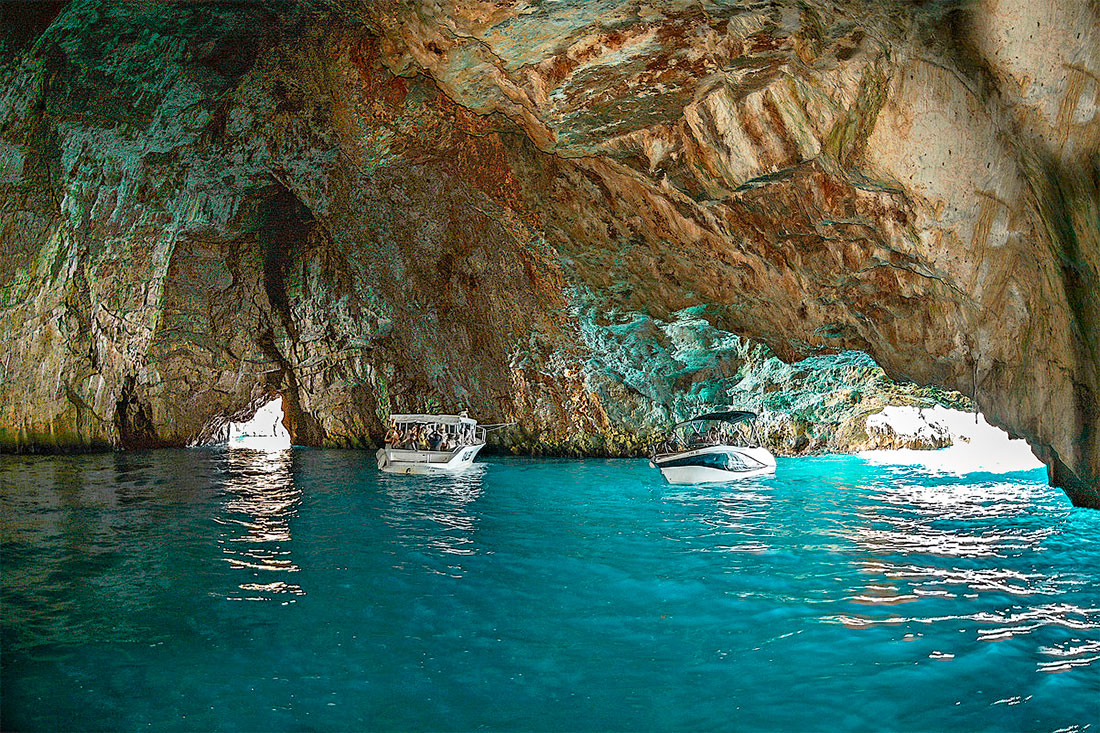 blue-cave-montenegro Яхтинг в Хорватии - город Трогир